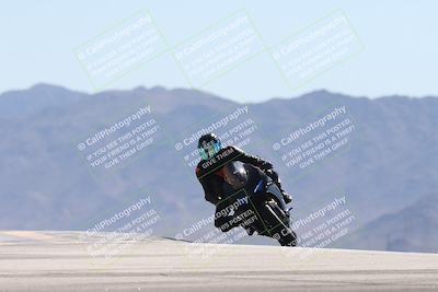 media/Oct-13-2025-Moto Forza (Mon) [[a66d839500]]/3-B Group/Session 4 (Turn 9)/